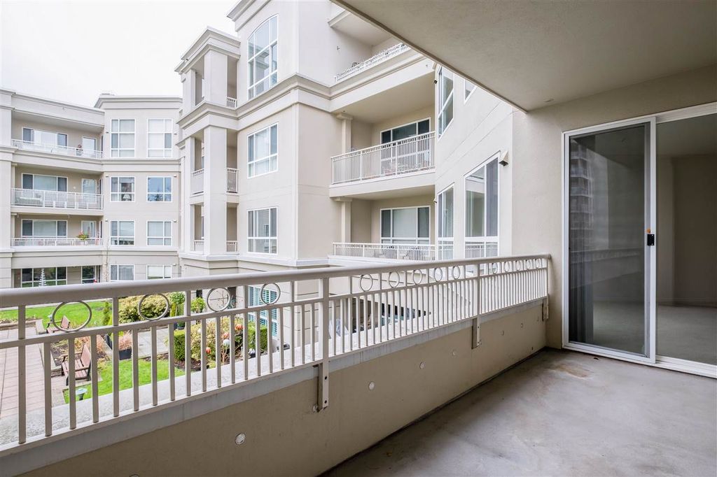 listing image 1103138504347353392