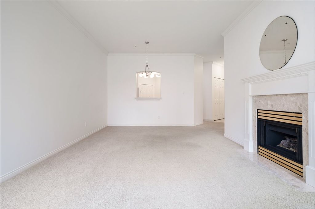 listing image 1103626337720714047