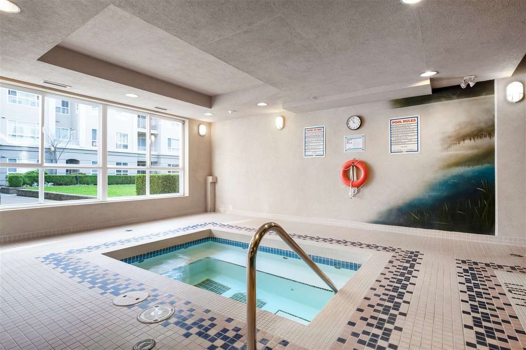 listing image 1104203768214980127