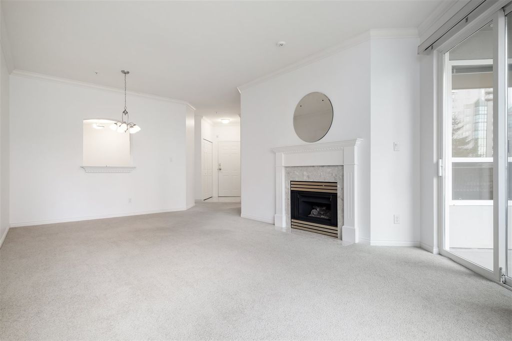 listing image 1108735937037504361