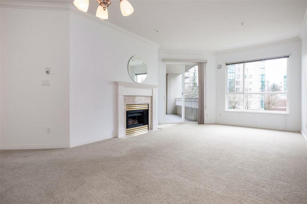 listing image 1103989900334575286