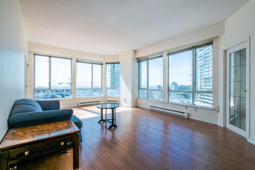 listing image 1106397937839306929