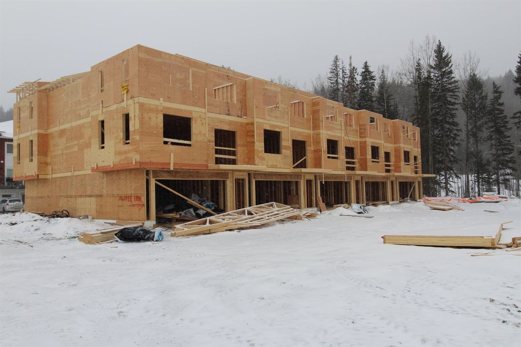 listing image 1106817122840370375