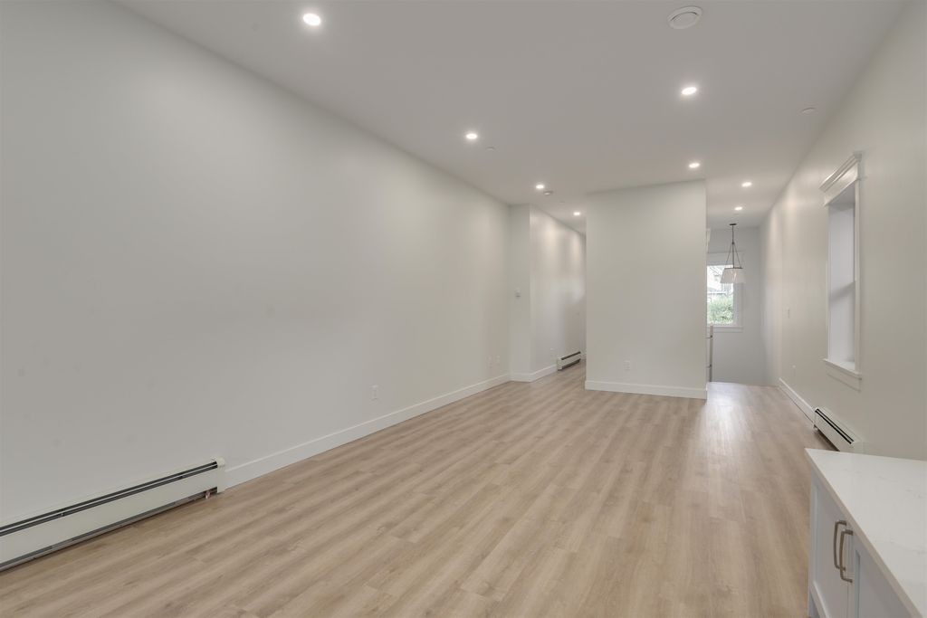 listing image 1107958587519166851