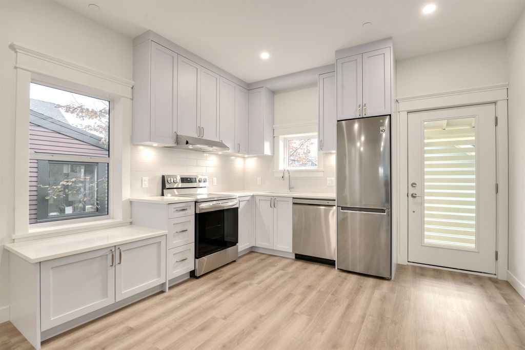 listing image 1107676259884412724