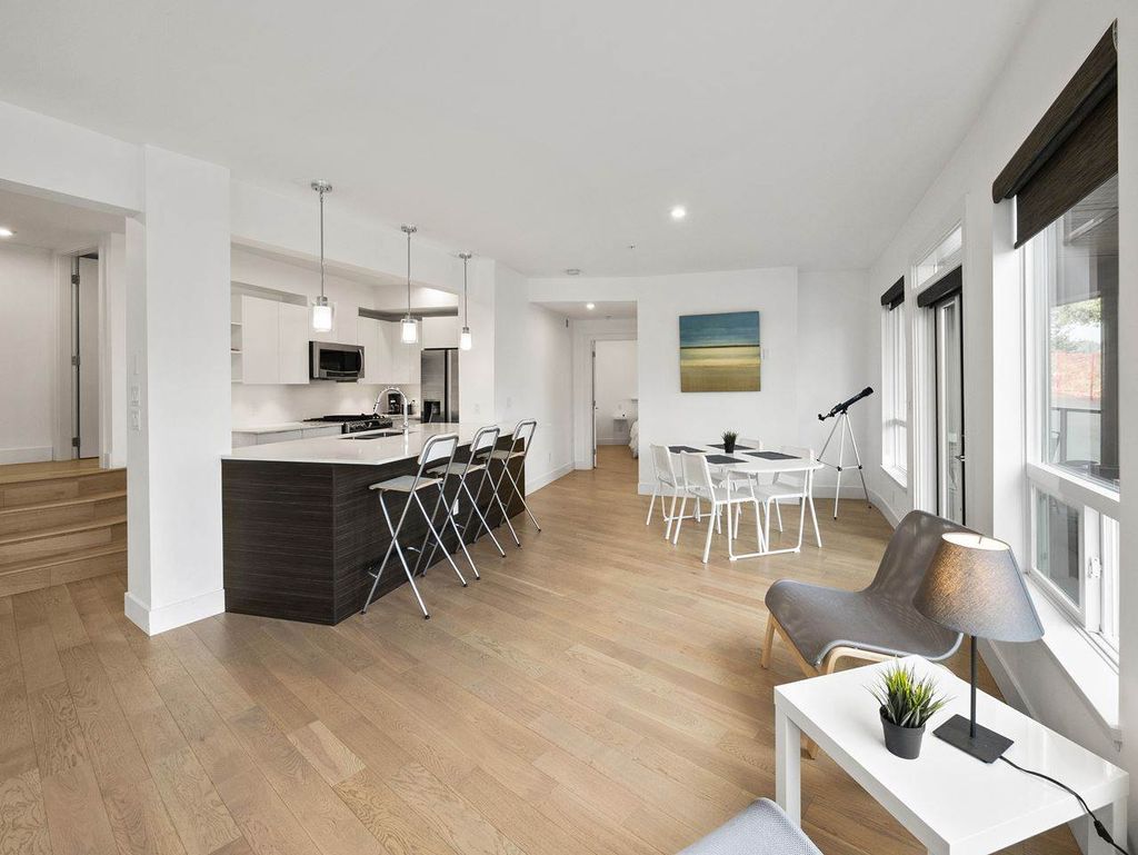 listing image 1106541084965992530