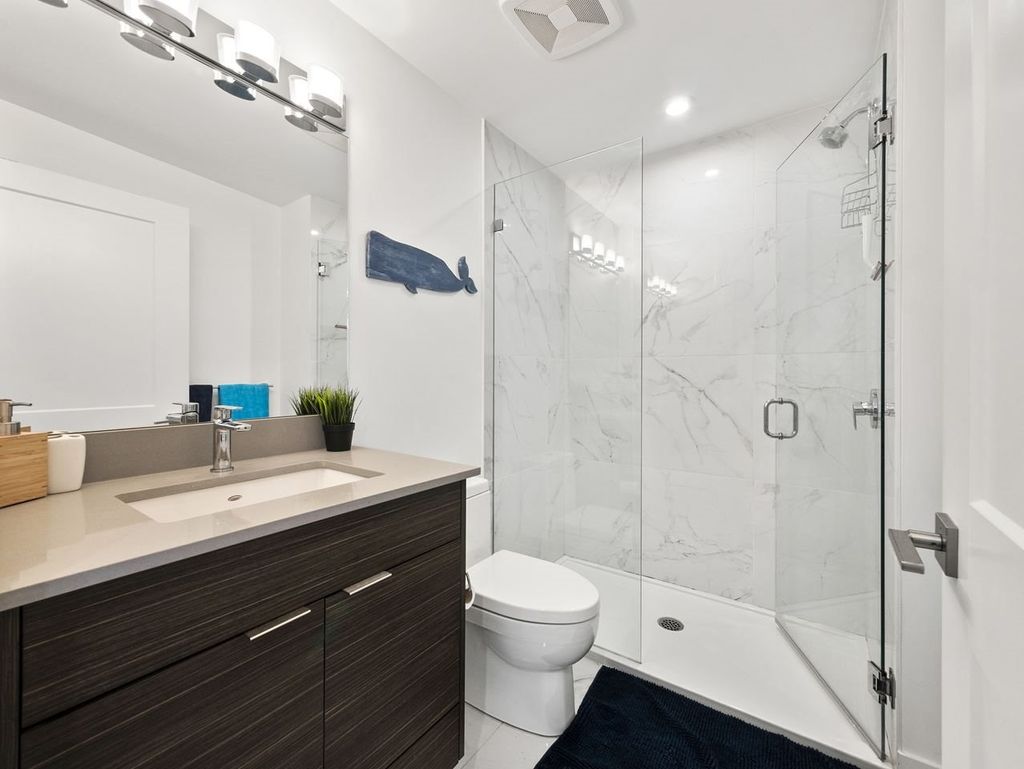 listing image 1103544917555844294