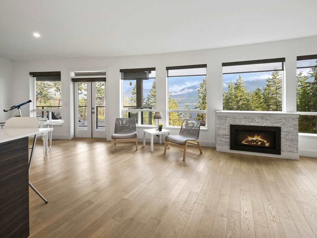 listing image 1100916246838645526