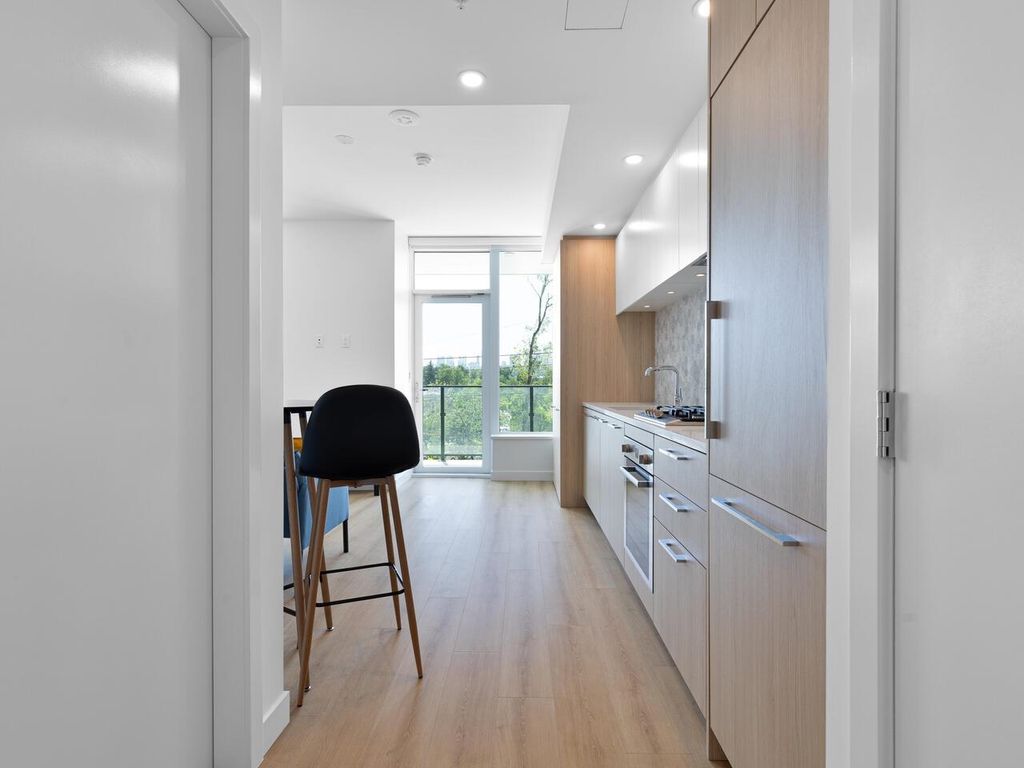 listing image 1100968472155457052