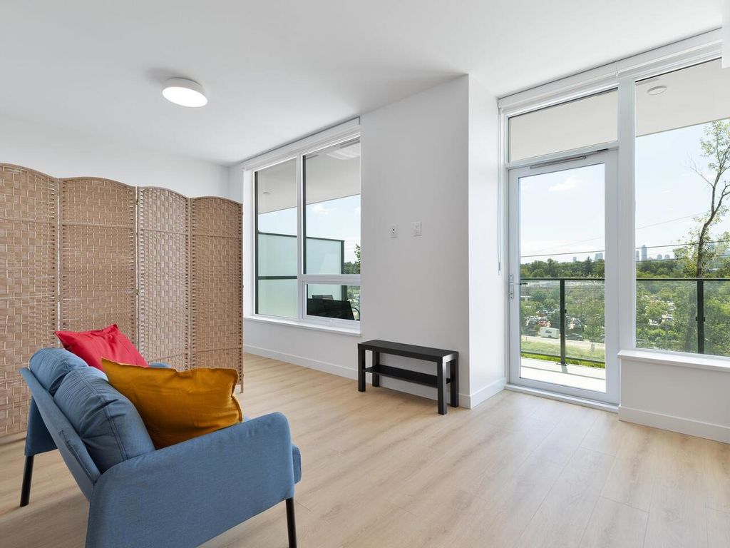 listing image 1104635801129007945