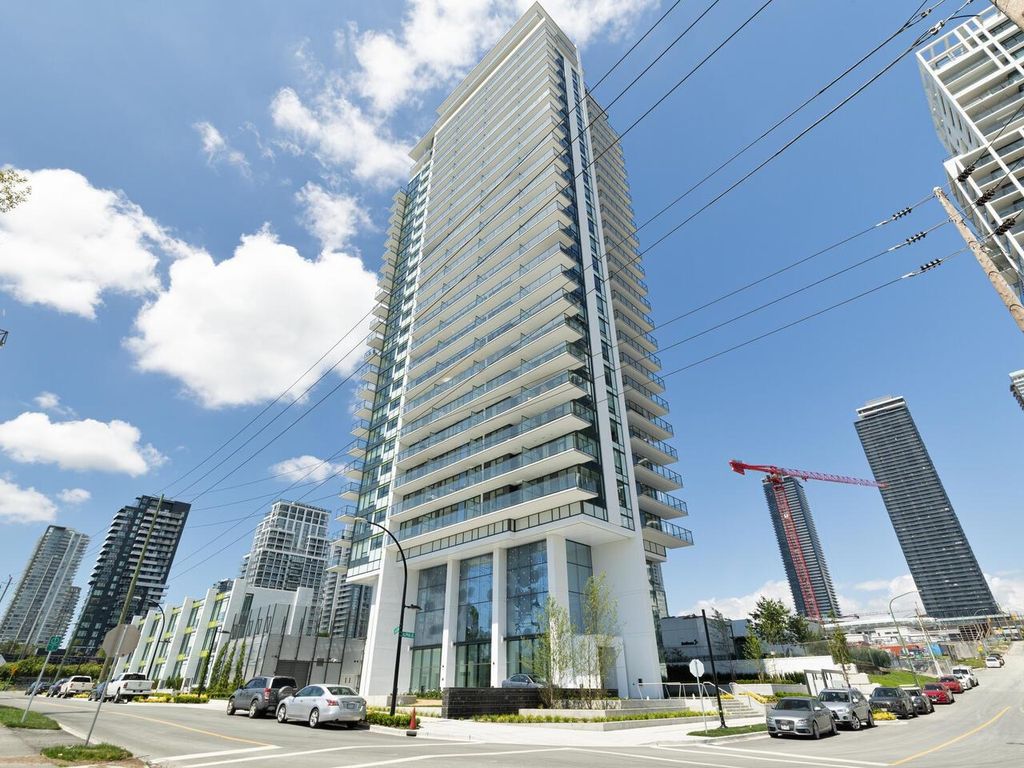 listing image 1106123811763781990