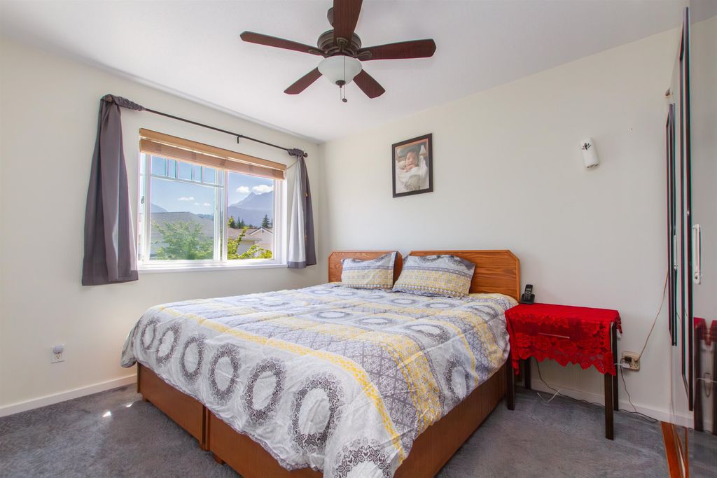 listing image 1102109115276515749