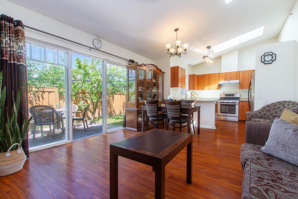 listing image 1105580999753738045