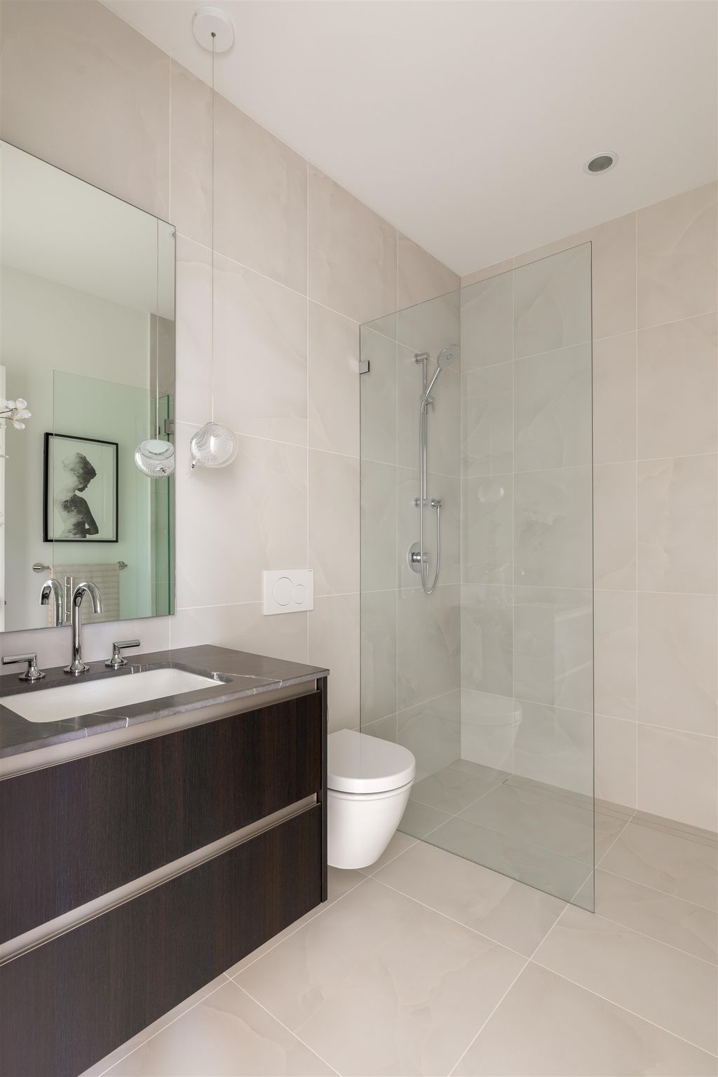 listing image 1100804980094317053