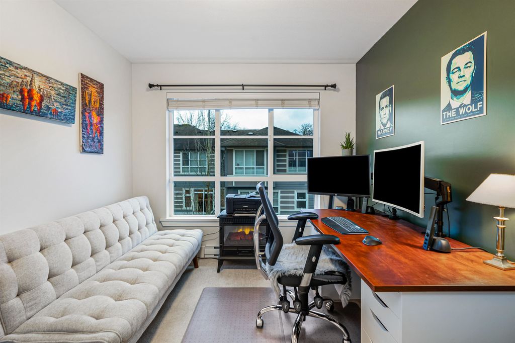 listing image 1101284070772826690
