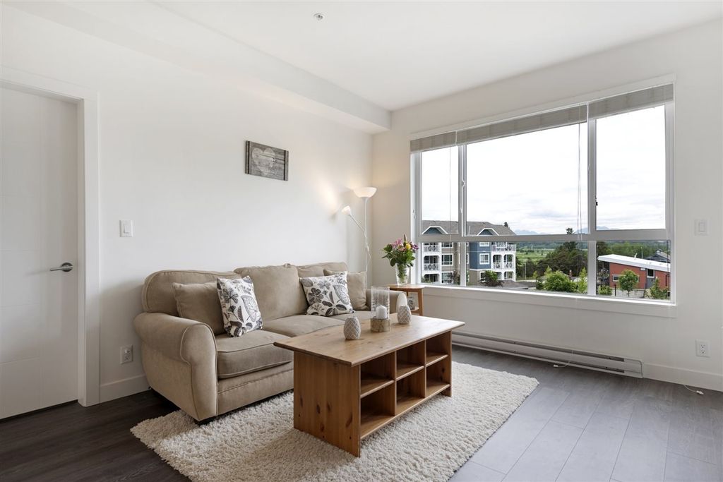 listing image 1106727328606869664