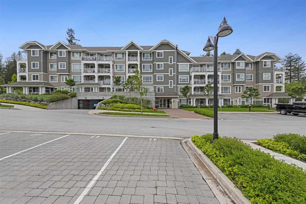 listing image 1108379828901522079