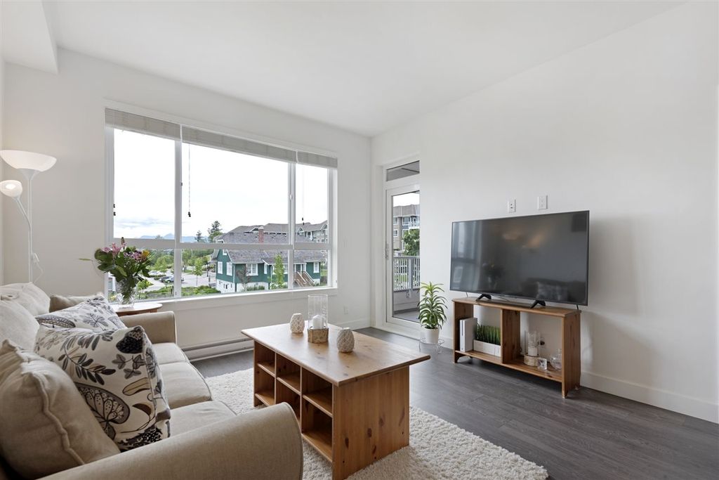 listing image 1106306298506227678