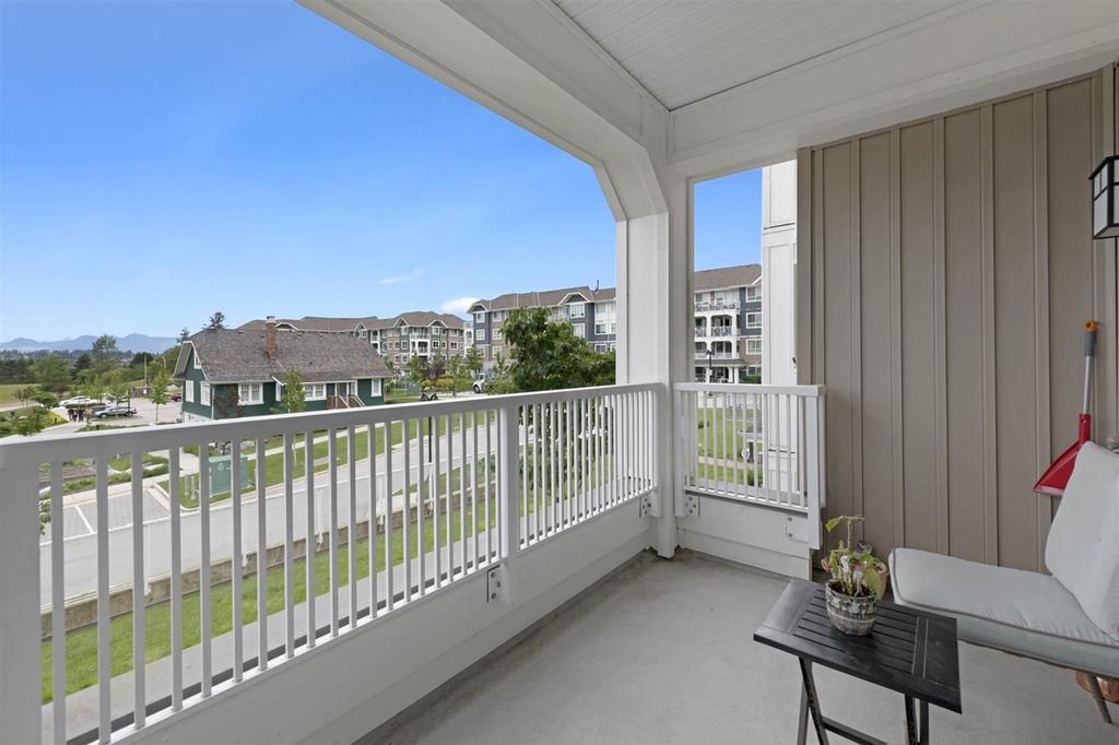 listing image 1106288489434932452