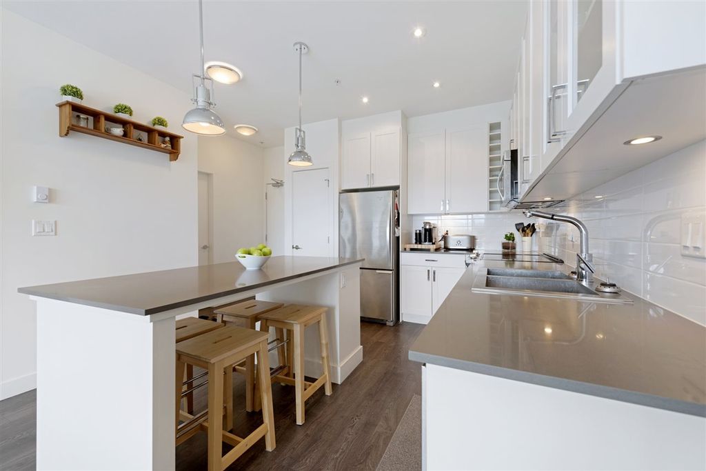 listing image 1105135525081059554