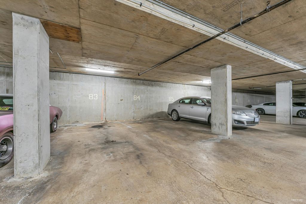 listing image 1108019450423903590