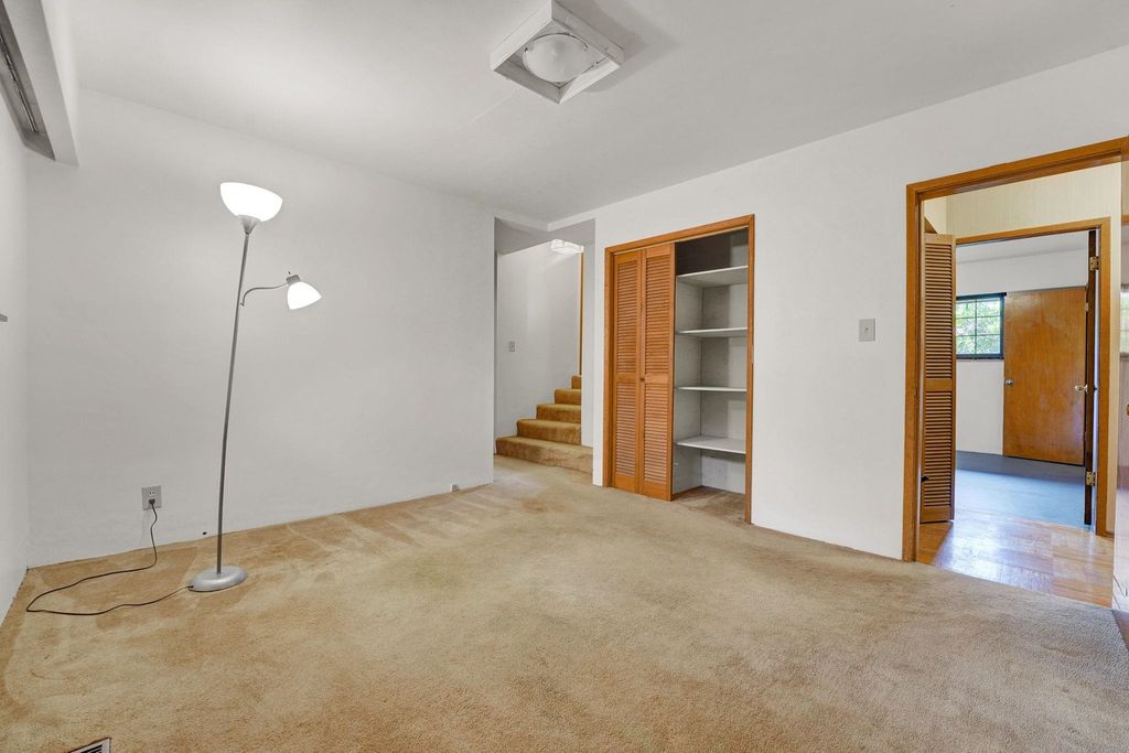listing image 1102369118517492214