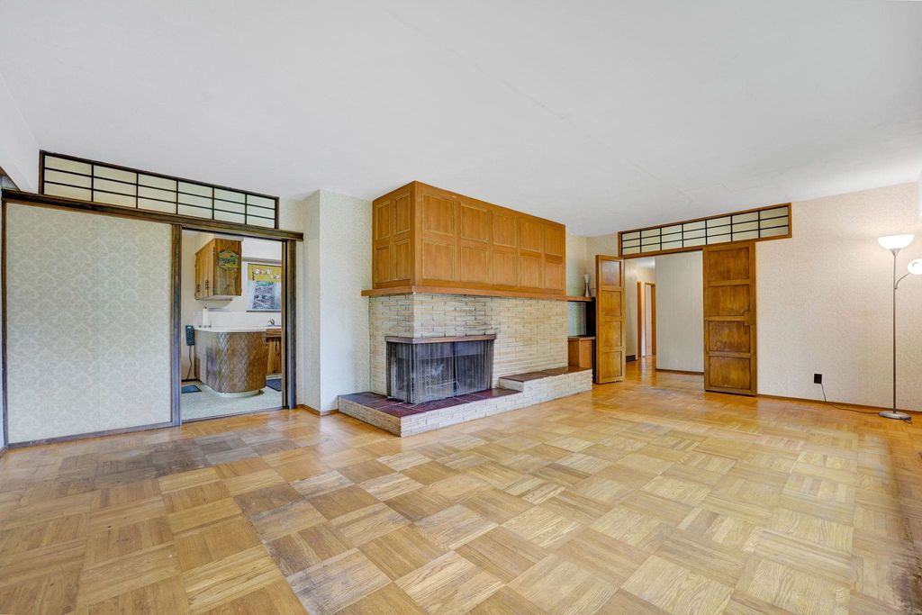 listing image 1105425011767845006