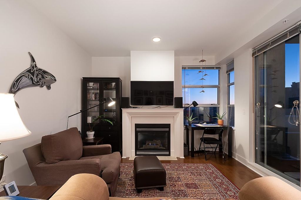 listing image 1108578065501072742