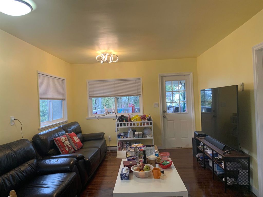 listing image 1105164222767650745