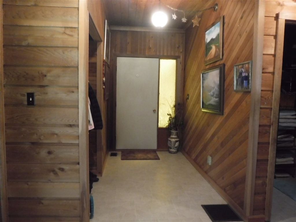 listing image 1101613488488472439