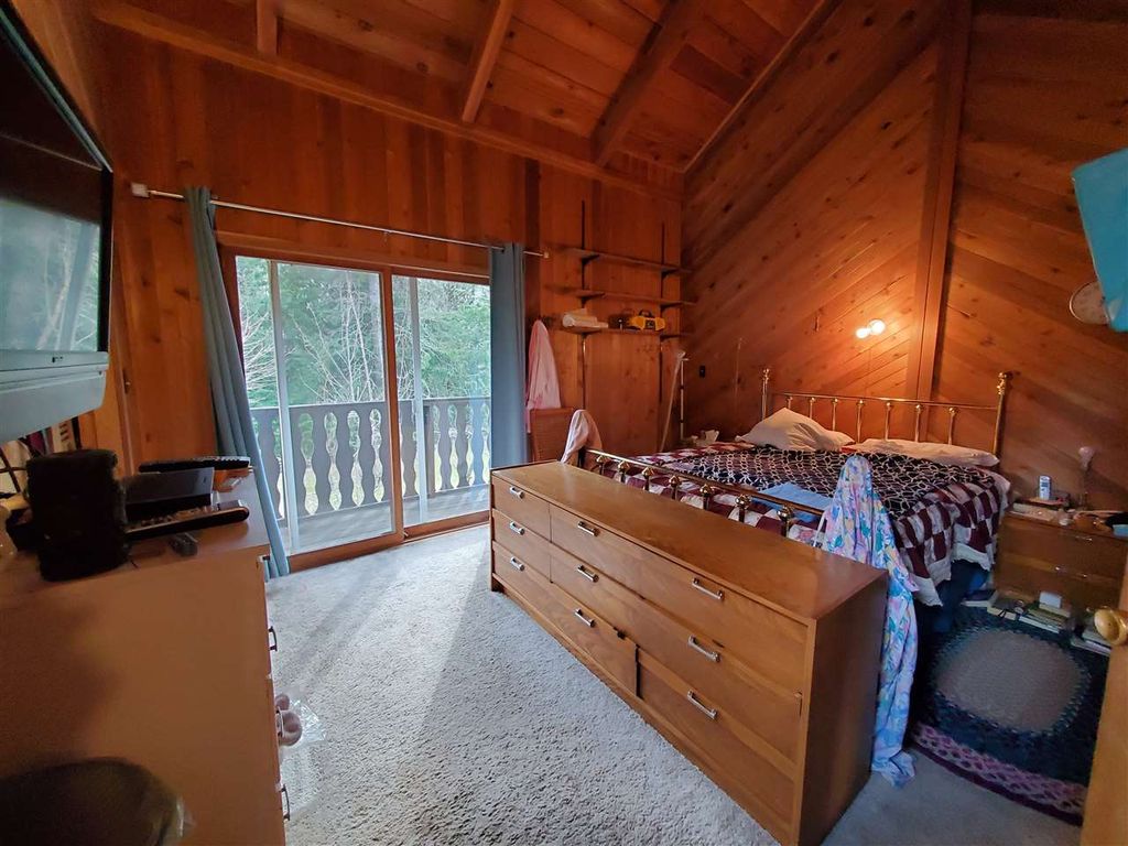 listing image 1106192727125690638