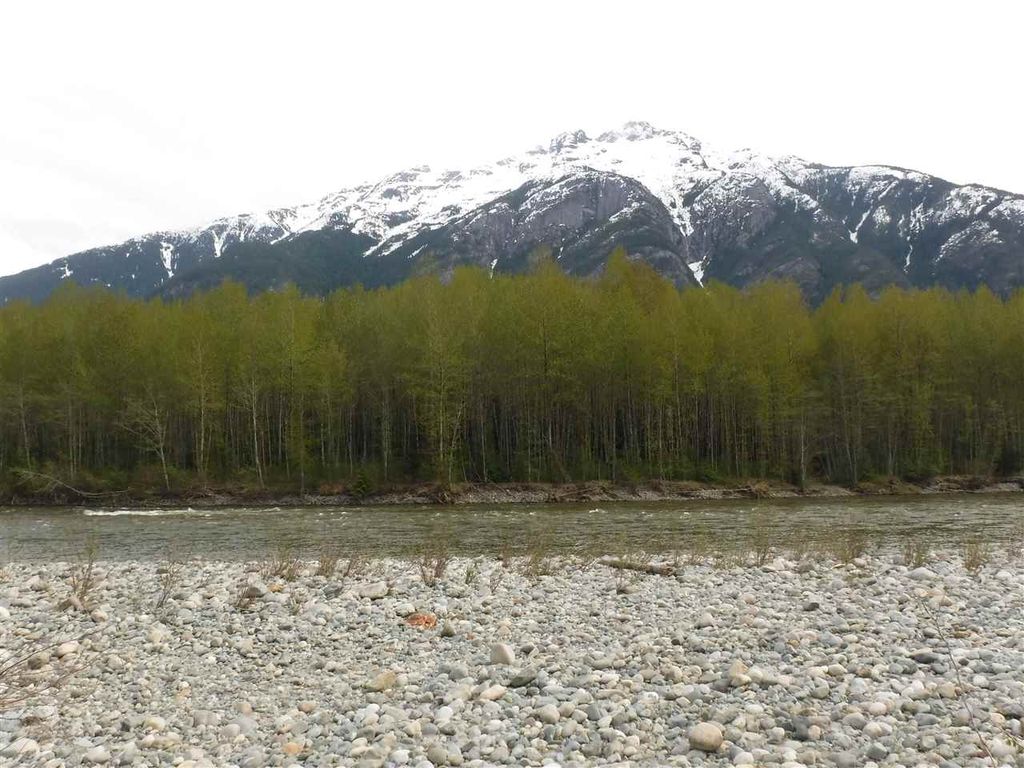 listing image 1102111029379015759