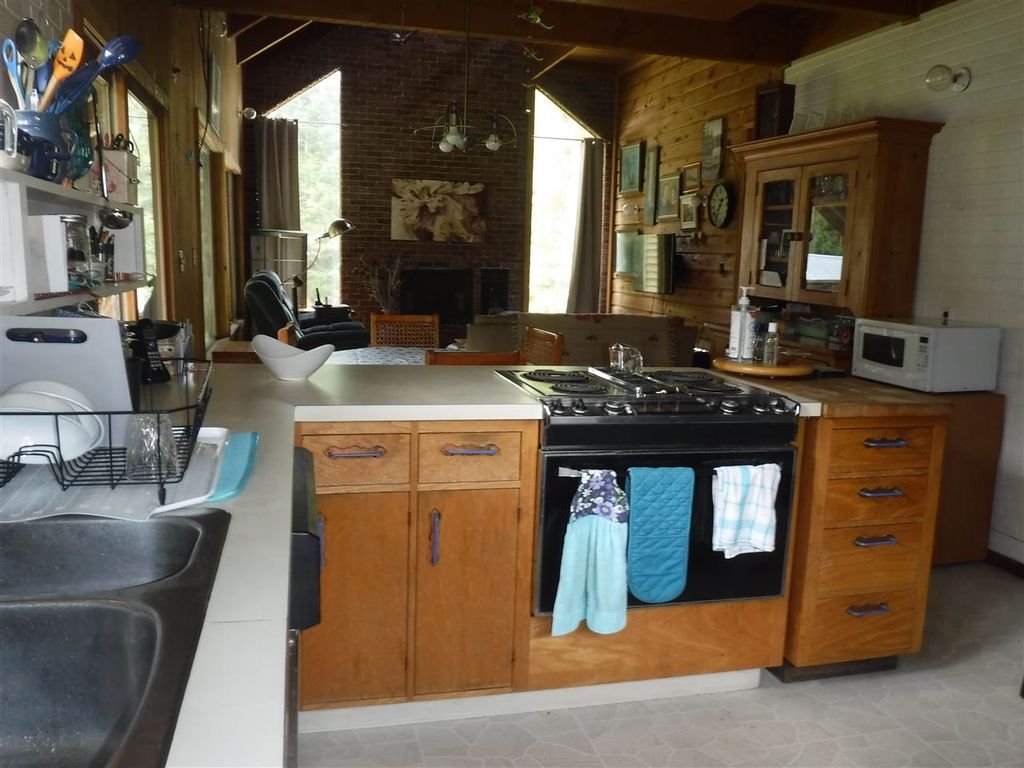 listing image 1103720062393342127