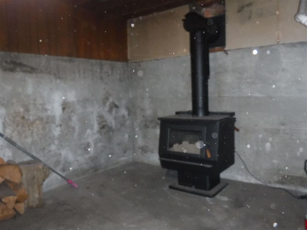 listing image 1100471779942027639