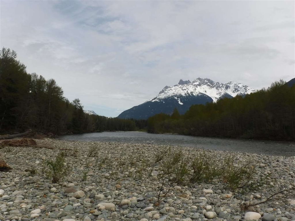 listing image 1108918024983395357