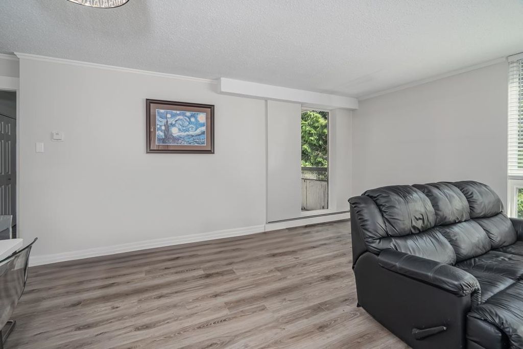 listing image 1106138029455901994