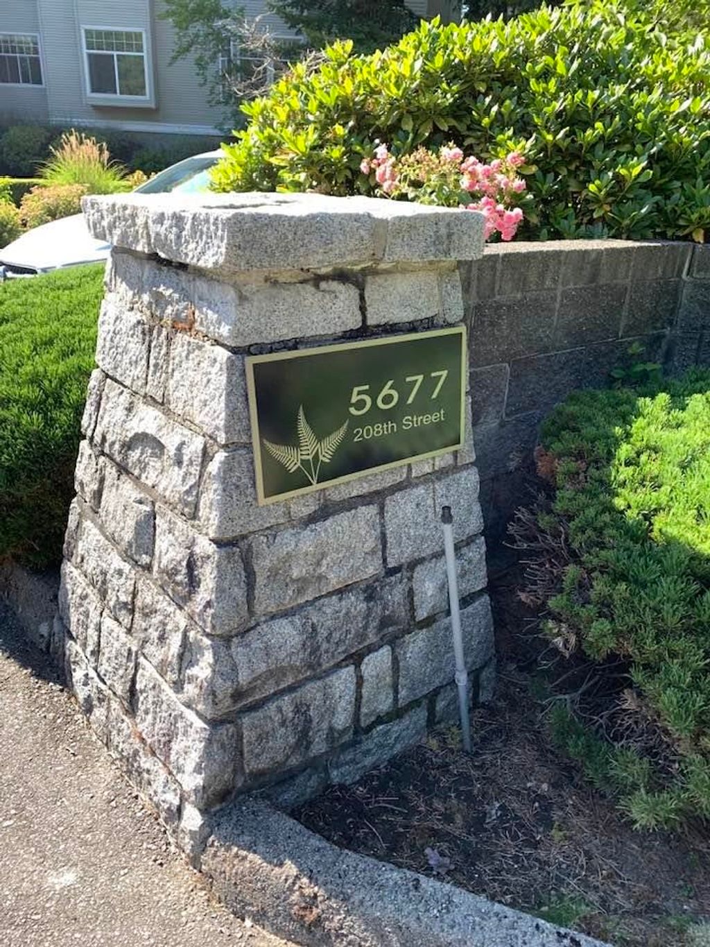 listing image 1107976119474178681