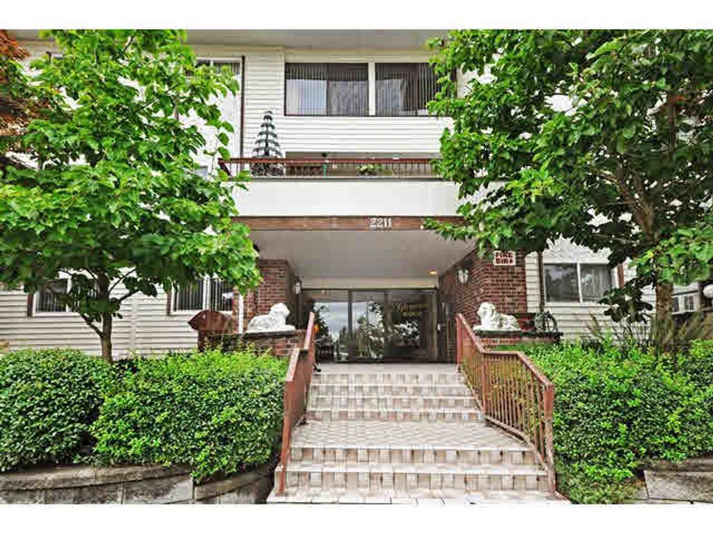 listing image 1103312053292813119