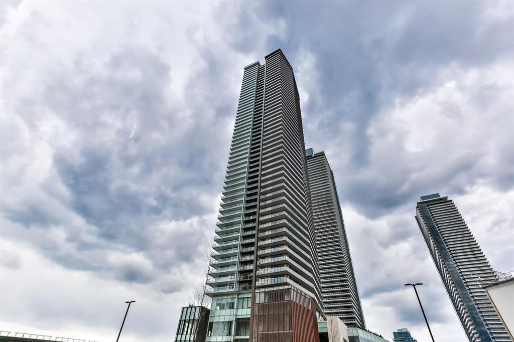 listing image 1101825481829915933