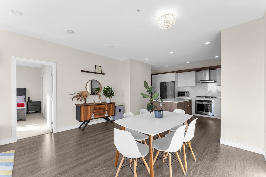 listing image 1107405170756230663