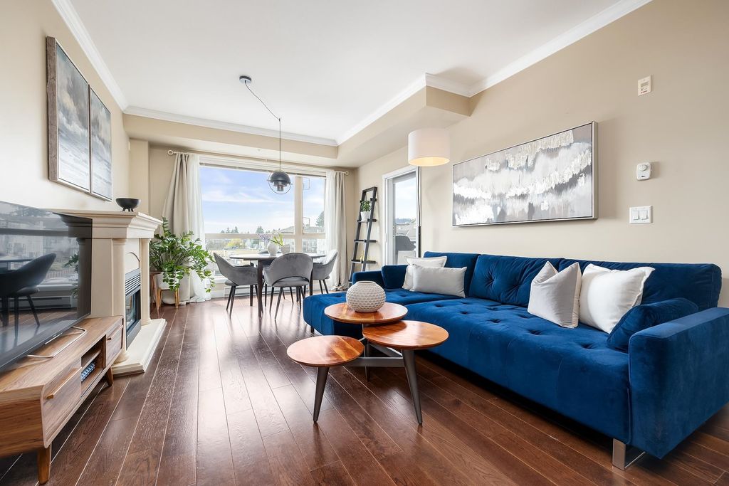 listing image 1104273036070405461