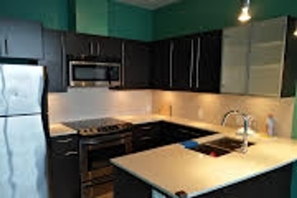 listing image 1109660497556582433
