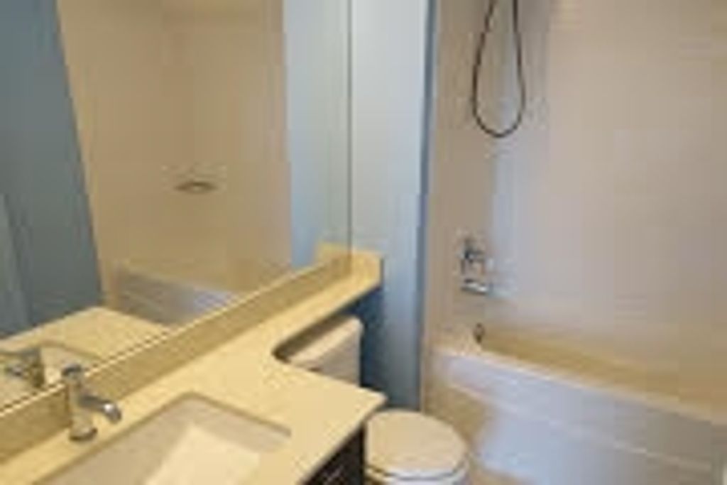 listing image 1102772331040889339