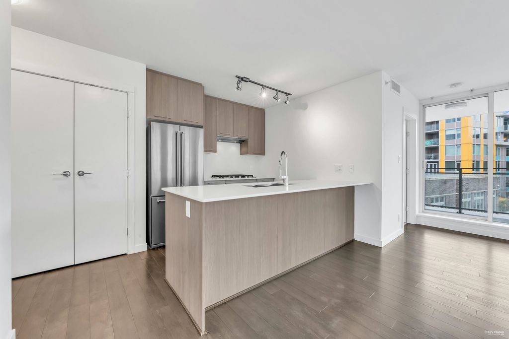 listing image 1105274745004679252