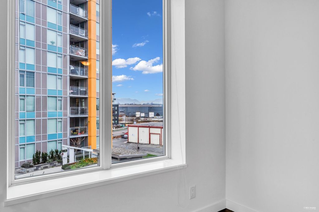 listing image 1104511259339956074