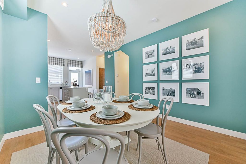 listing image 1101377919242224850