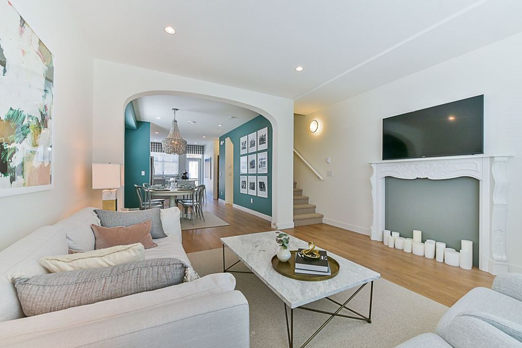 listing image 1109116486263115279