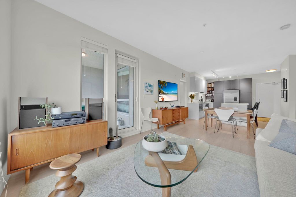 listing image 1106509717529941043