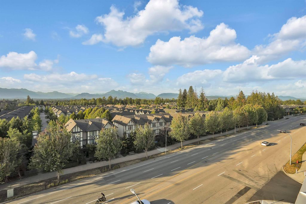 listing image 1102470425062734907