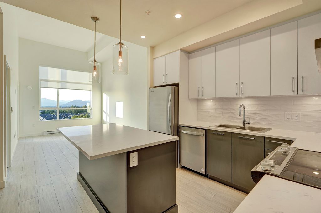 listing image 1103791696230740621